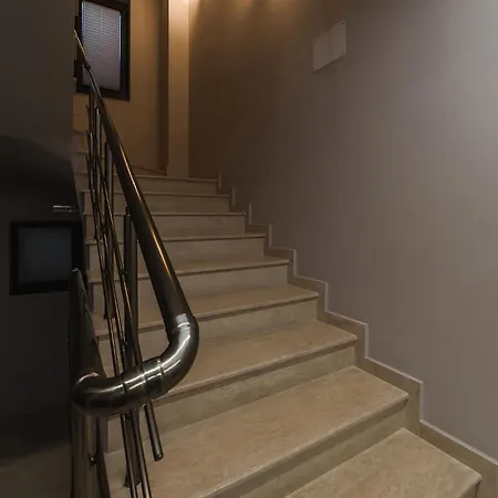 Hotel Avalon 3*